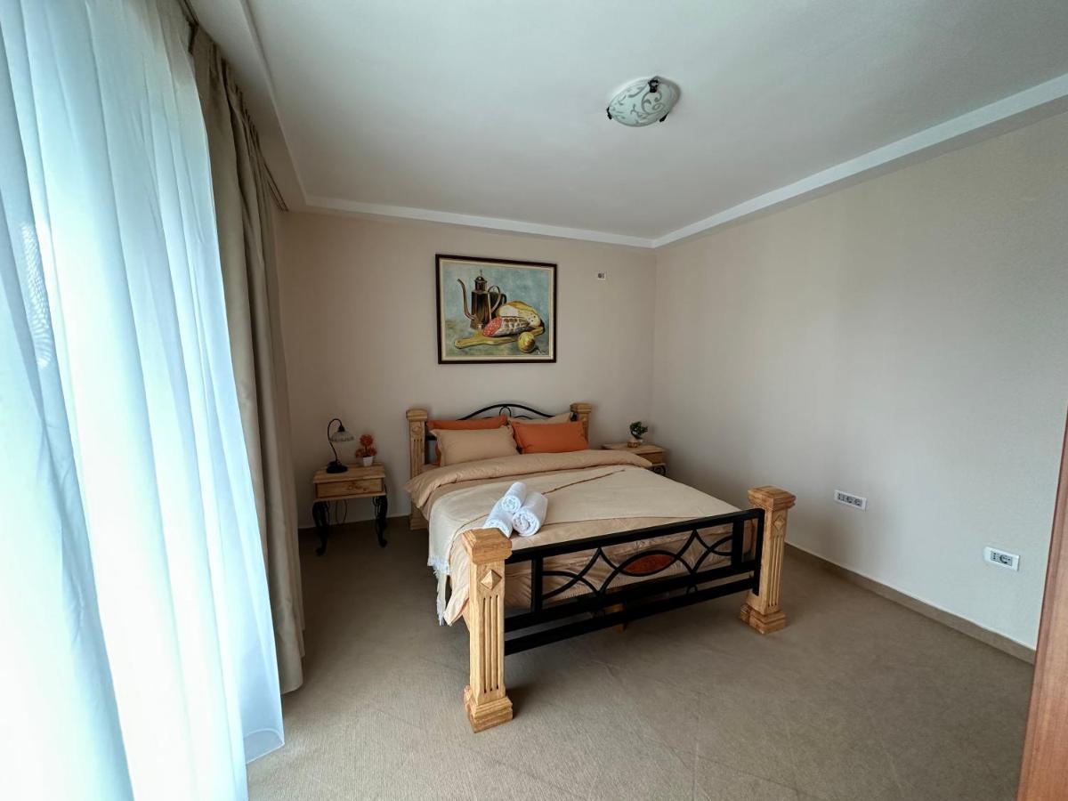 Ferienwohnung Vila Danica Tivat Exterior foto