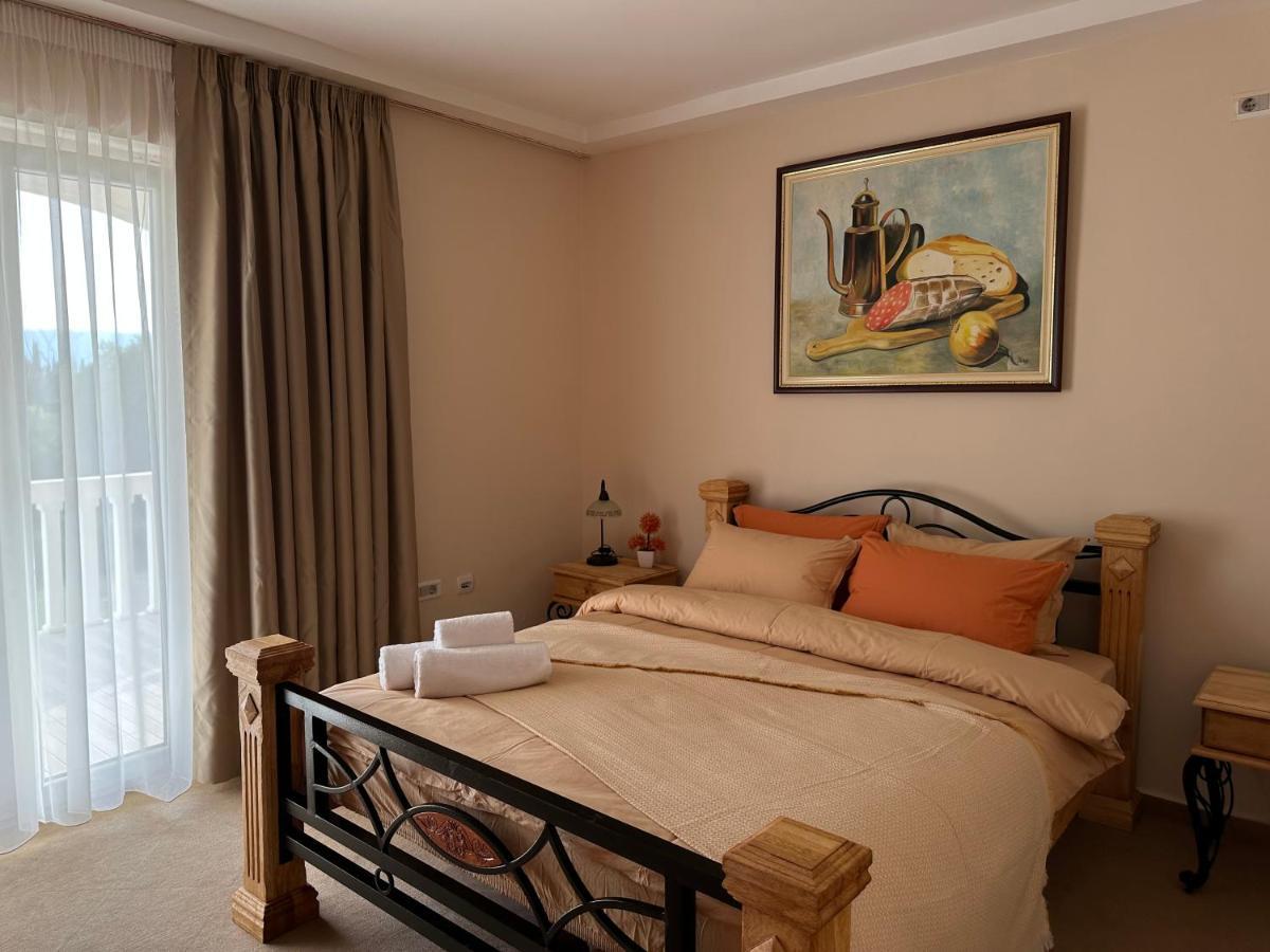 Ferienwohnung Vila Danica Tivat Exterior foto