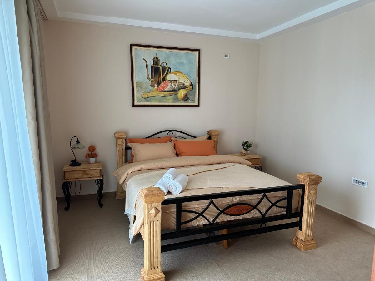 Ferienwohnung Vila Danica Tivat Exterior foto