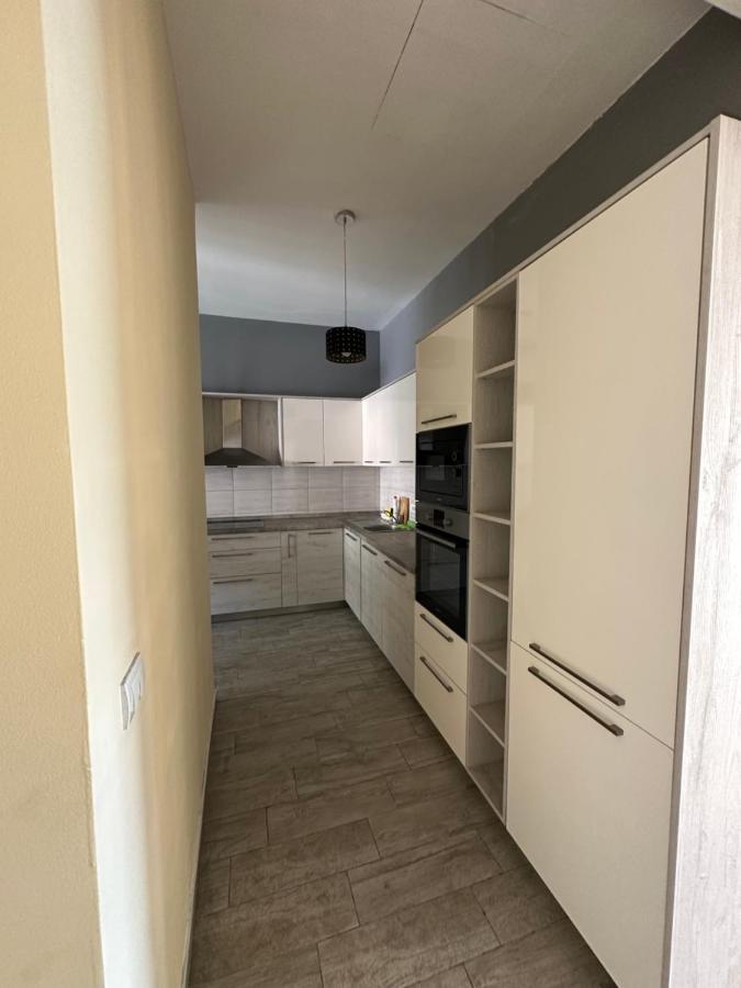 Ferienwohnung Vila Danica Tivat Exterior foto