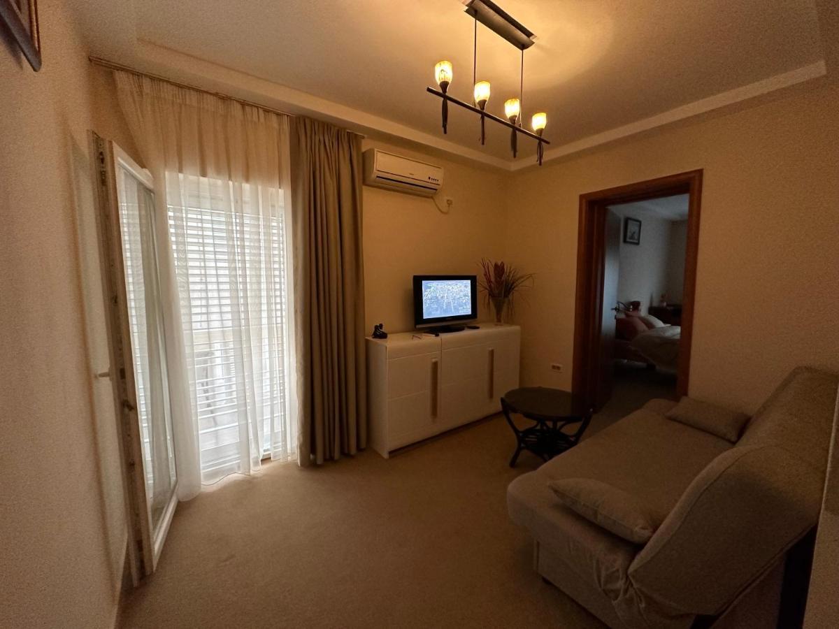 Ferienwohnung Vila Danica Tivat Exterior foto